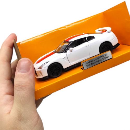 Машинка металева "Nissan GT-R", БІЛИЙ